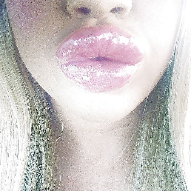 Shiny Lips porn pictures