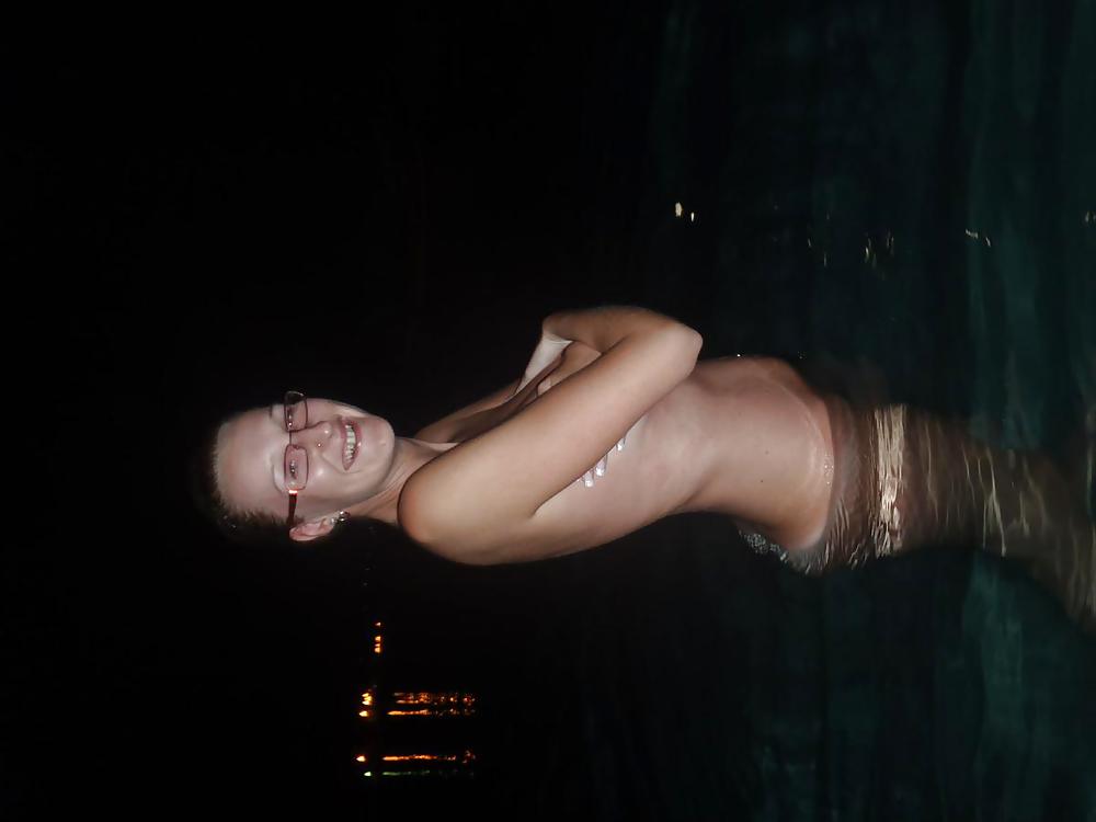Skinny dip 7 porn pictures