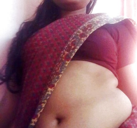 450px x 420px - Indian aunty huge belly and hips - 7 Pics | xHamster