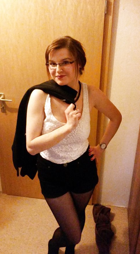 internet bitch with big boobs porn pictures