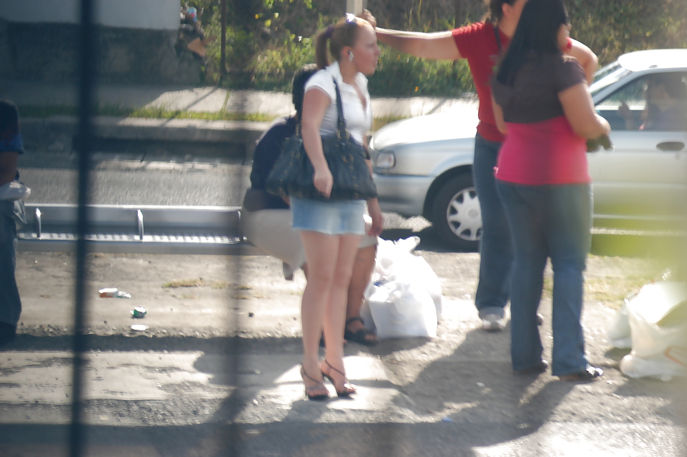 Voyeur at bus stop porn pictures