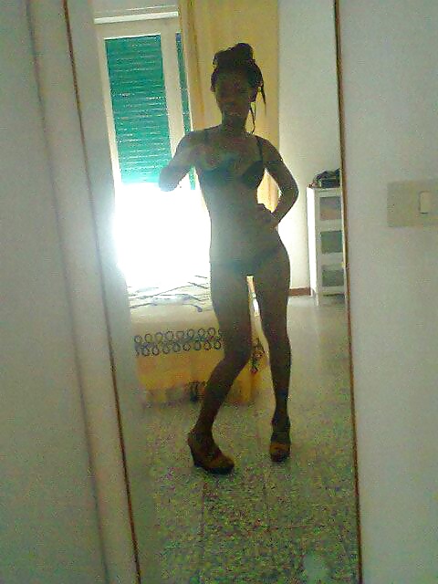 Linda negra. porn pictures