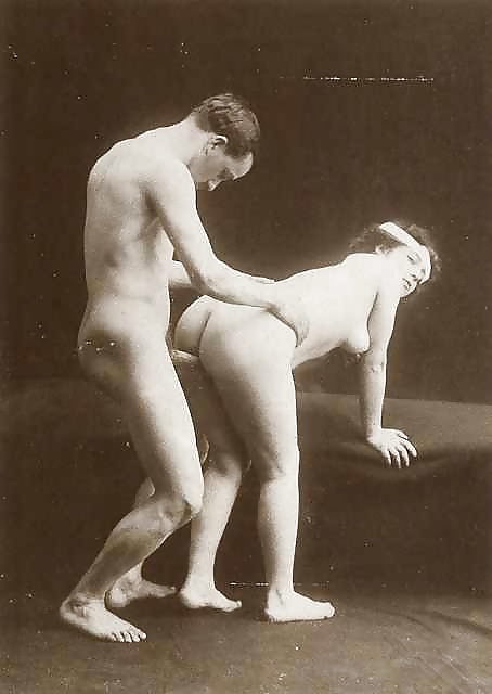 VINTAGE LADIES 23 porn pictures