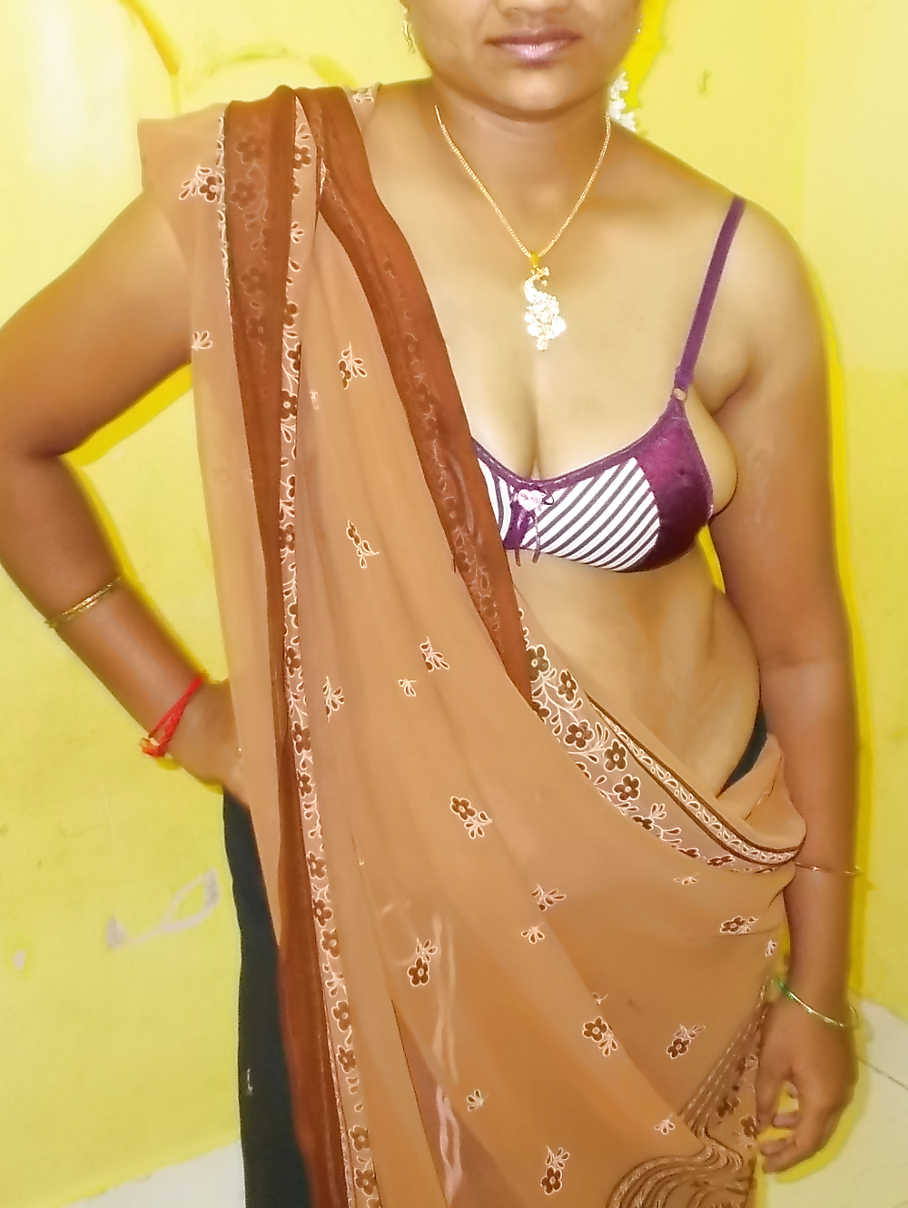 Indian 2 porn pictures