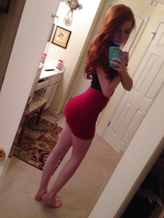 Tight dresses & skirts porn pictures