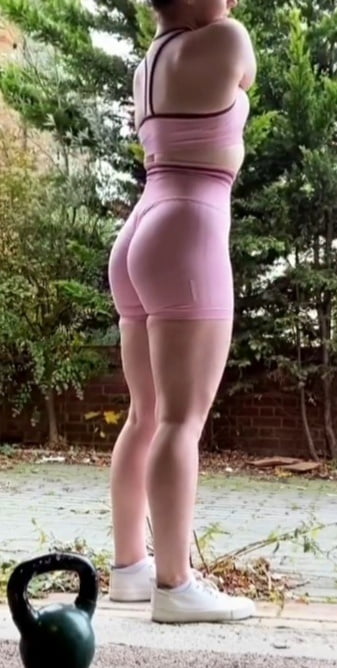 Sexy Ass In Pink Shorts - 1 Photos 