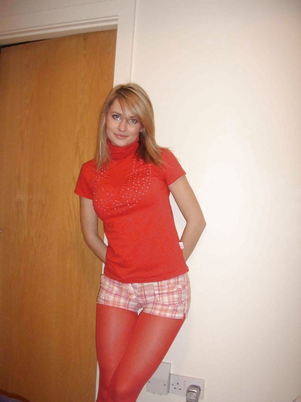 Amateurs In Coloured Pantyhose porn pictures