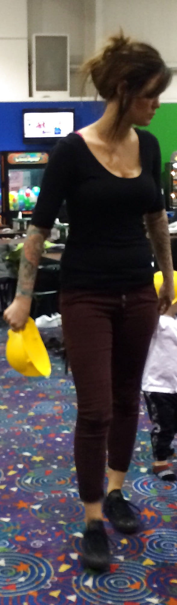 Drop dead gorgeous PAWG MILF porn pictures