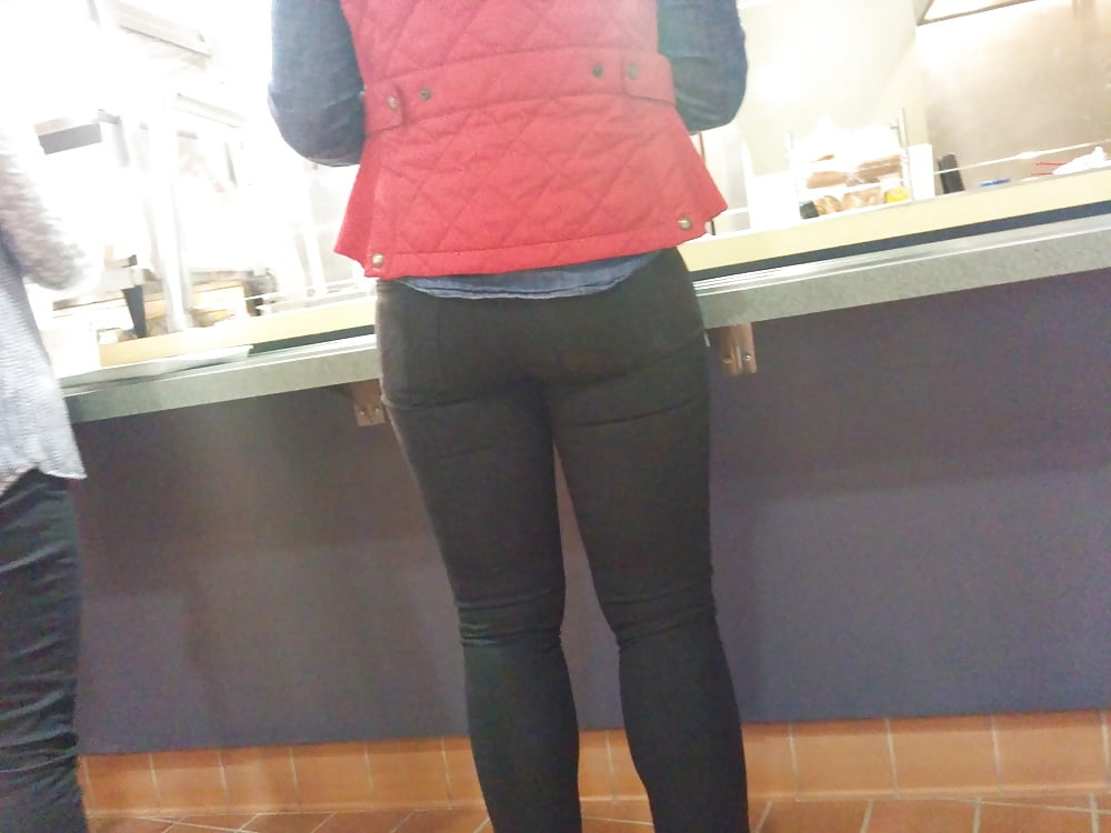 Booty Voyeur porn pictures