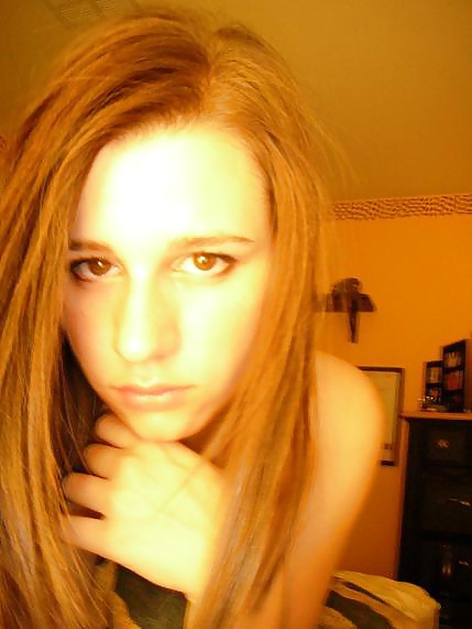 Pretty Amateur Amee porn pictures