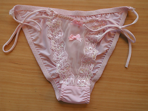 Panties from a friend - pink porn pictures