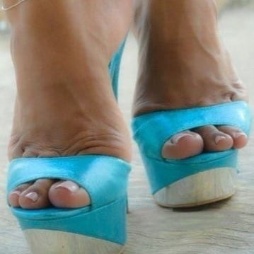 USKGLASS XLIV: Teen Blowjobs Feet Asses and Tits photo #324292360