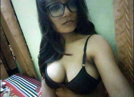 Indian cute college girl xxxxxii..... - 8 Pics | xHamster