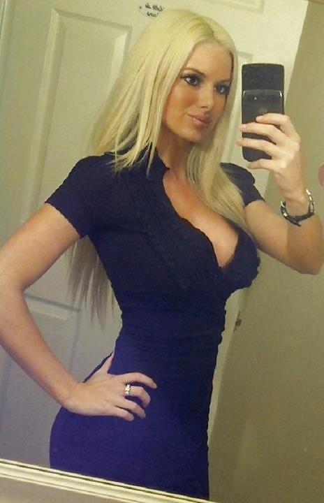 Teen Facebook Selfshots - Real Amatuers porn pictures