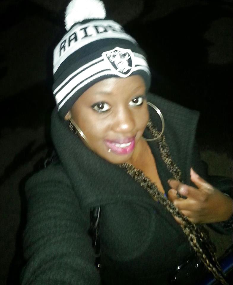 Jeune Black Francaise porn pictures