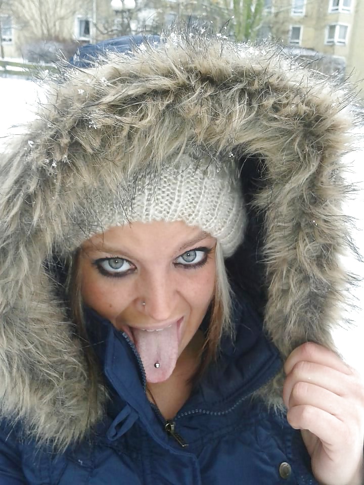 Some awesome cutie Friends! porn pictures