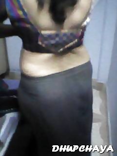 andhra housewife navel boob show porn pictures