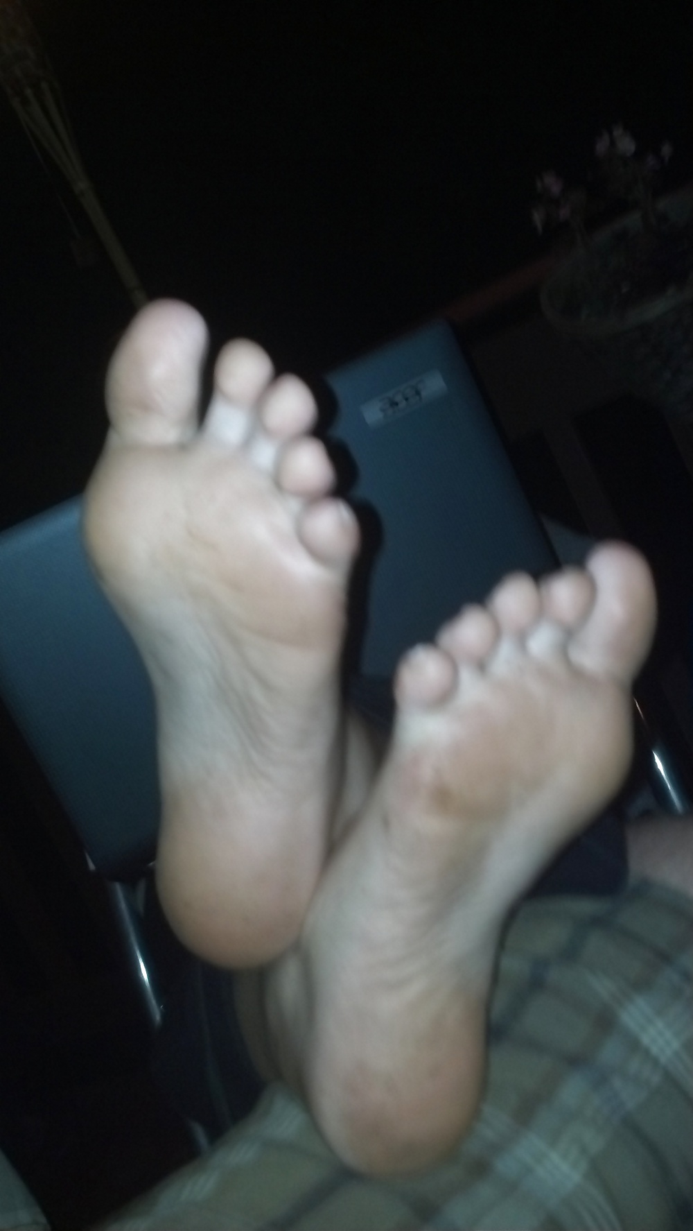 cum in me feet (hot wife) porn pictures