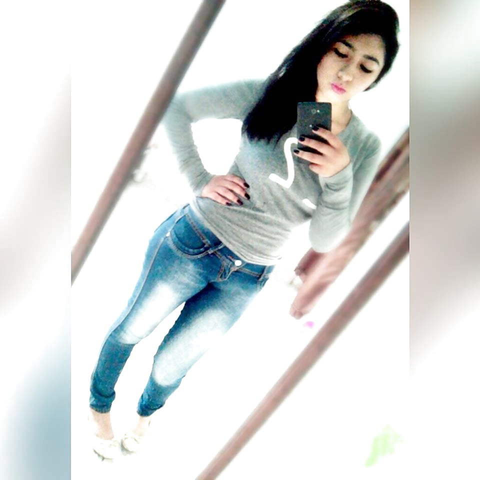 PRIMAS CHICHONAS porn pictures