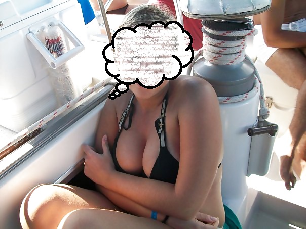i love boobs...bikini friend porn pictures
