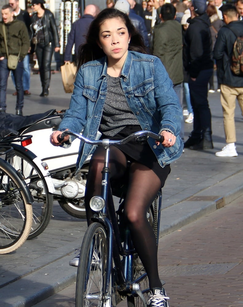 Street Pantyhose - Dutch Cunts on Bikes- 53 Photos 