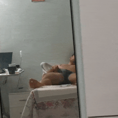 私(GIF)