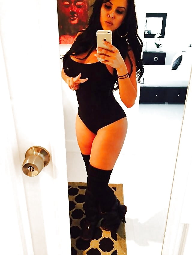 Handpicked Amateurs 211 porn pictures