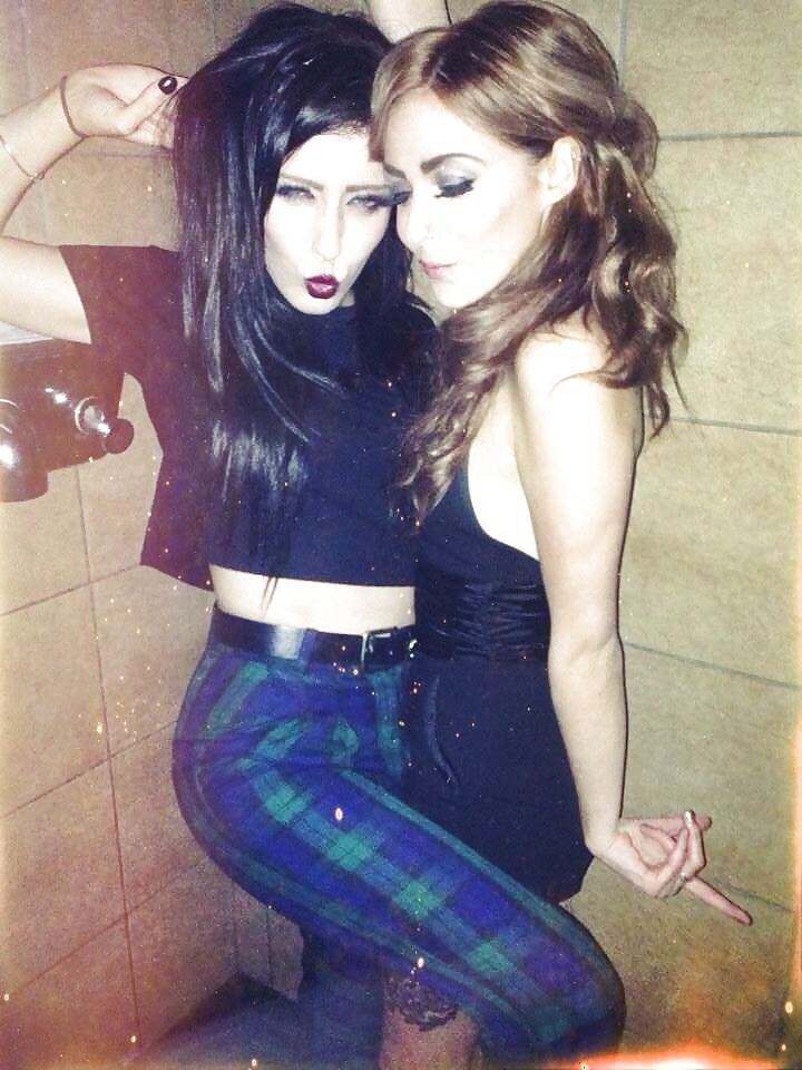 UK Facebook Sluts vol 12 - Neveen porn pictures