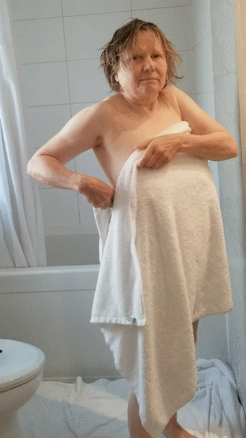 Curvy busty naked grandma on a short vacation GIFs #51