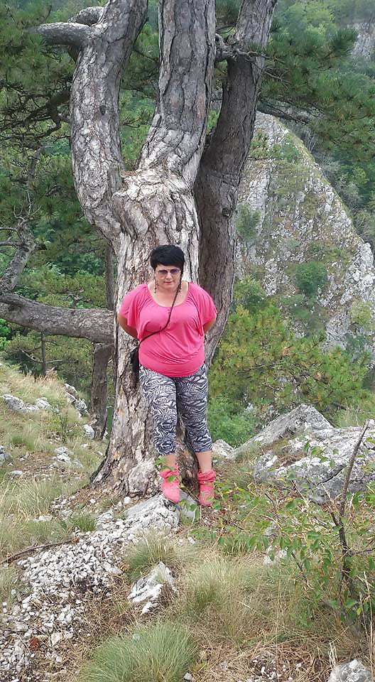 Bojana Jevtic Serbian BBW Big TITS porn pictures