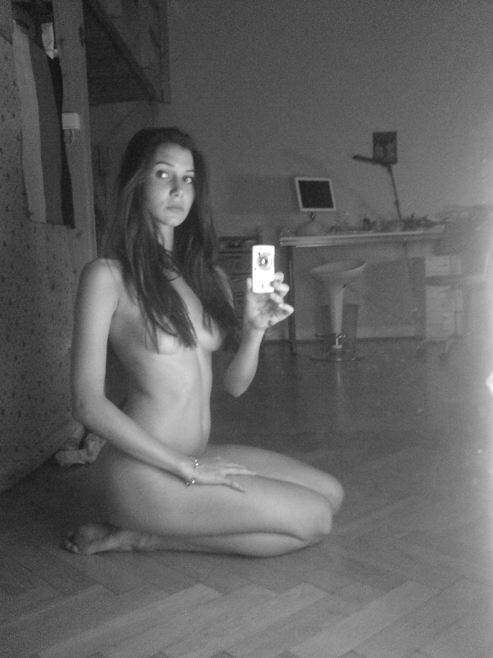 Sexy Brunette porn pictures