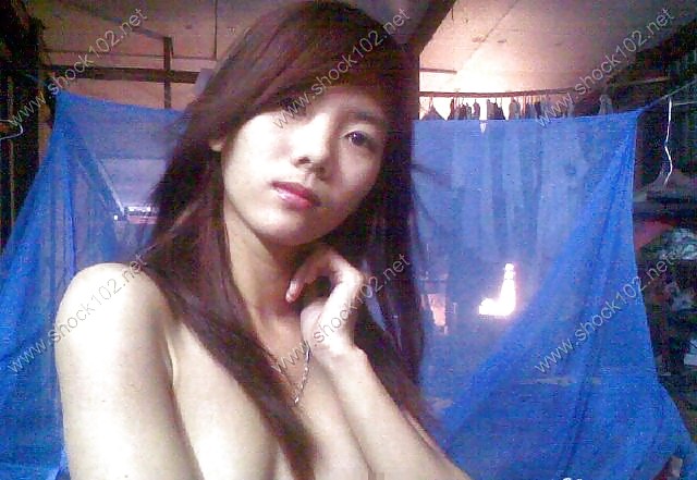 VIETNAM babe selfshot with manga porn pictures