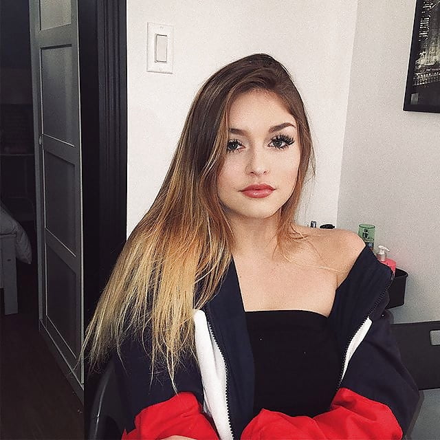 SOPHIA...a young sexy lesbian... porn pictures