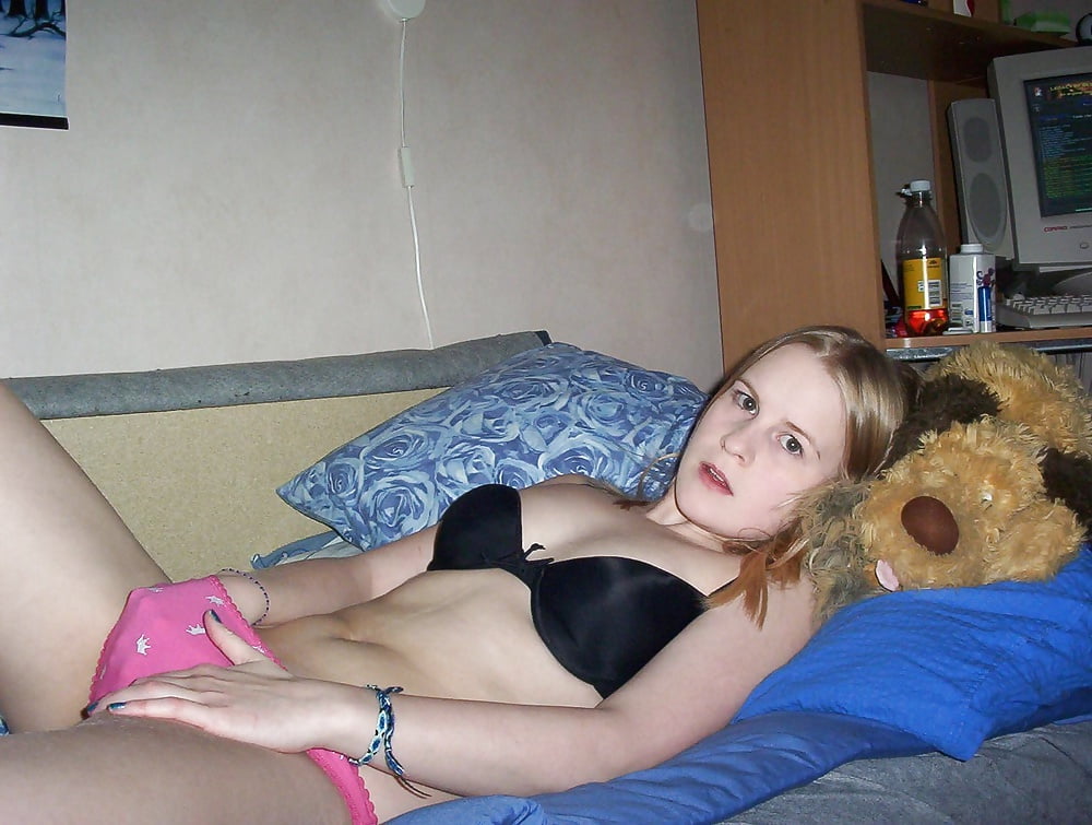 Amateur blonde teen girl porn pictures