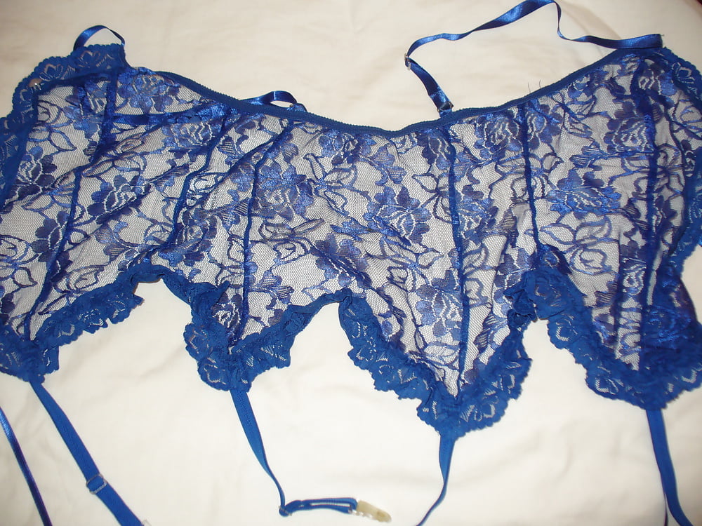 dessous sexy pour cougar porn pictures