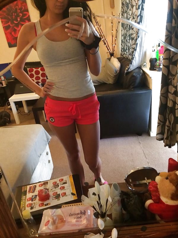 More Romanian Escort slut porn pictures