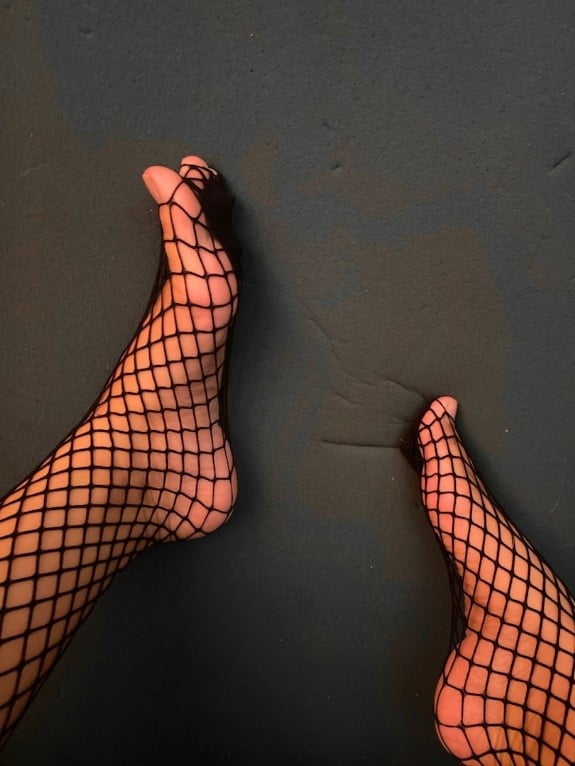 Some feet found on internet - 10 Photos 