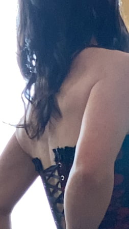 asian milf in lovely corset and stockings         