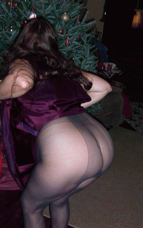 All I Want For Christmas Is A Woman In Pantyhose #2- 121 Photos 