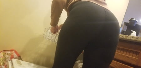 Mom Spandex Porn - My Year Old Moms Very Fuckable Ass Bent Over In Spandex | My XXX Hot Girl