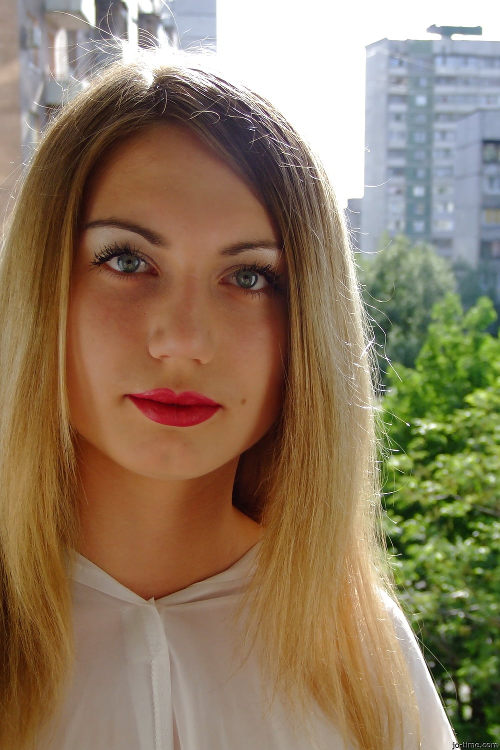 Slim Young Model Studio Set porn pictures