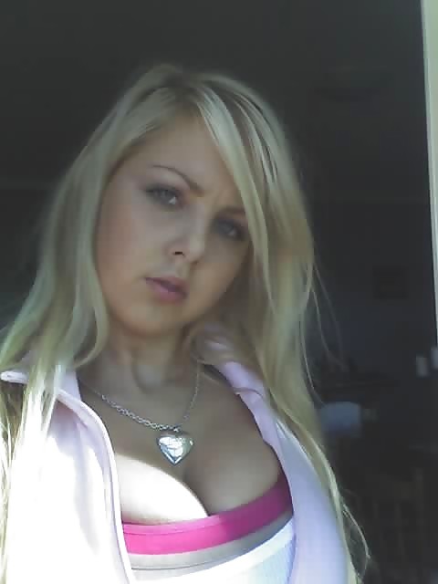 SmutDates User ID: Sophia2Sexy porn pictures