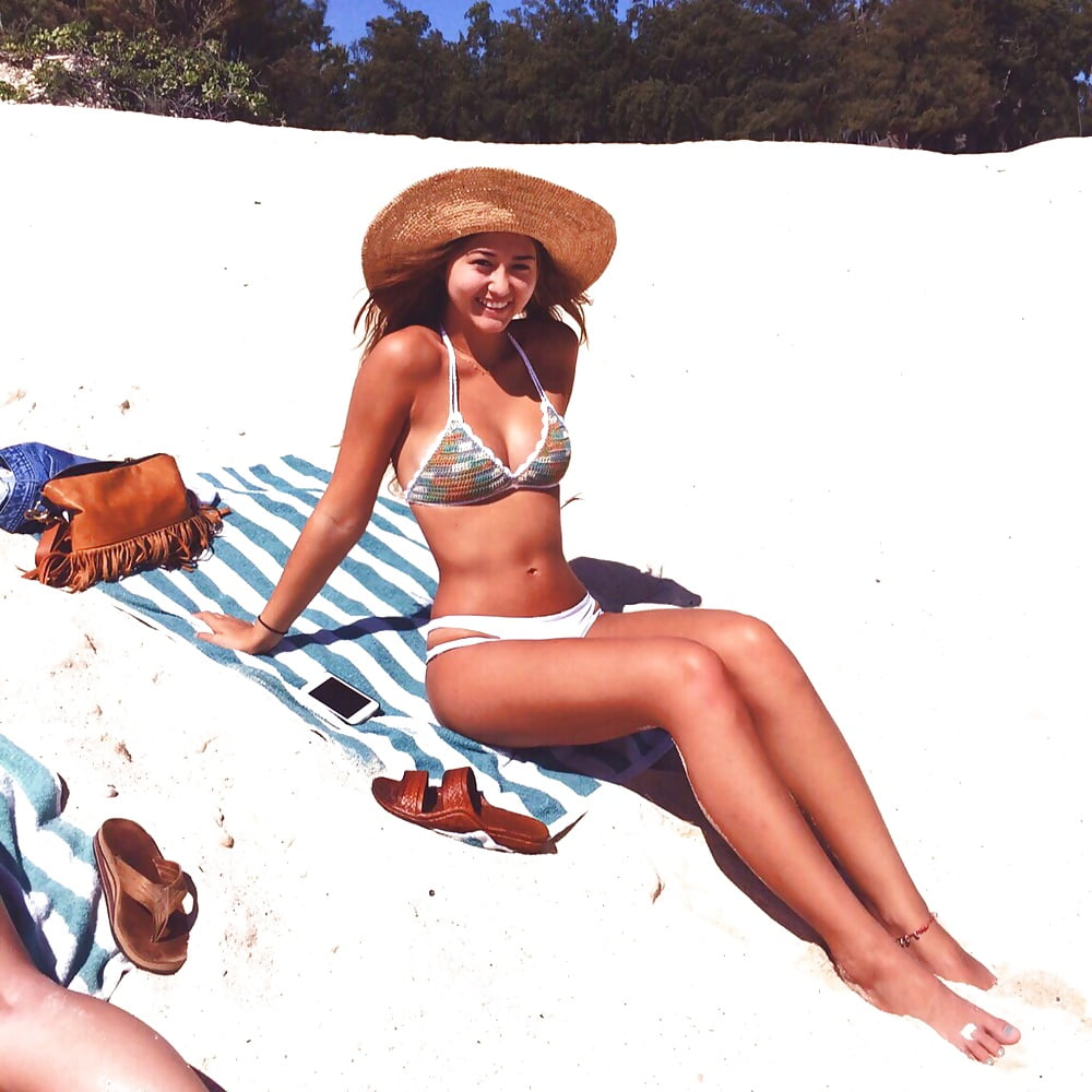 BIKINI TEEN MIX 19 porn pictures