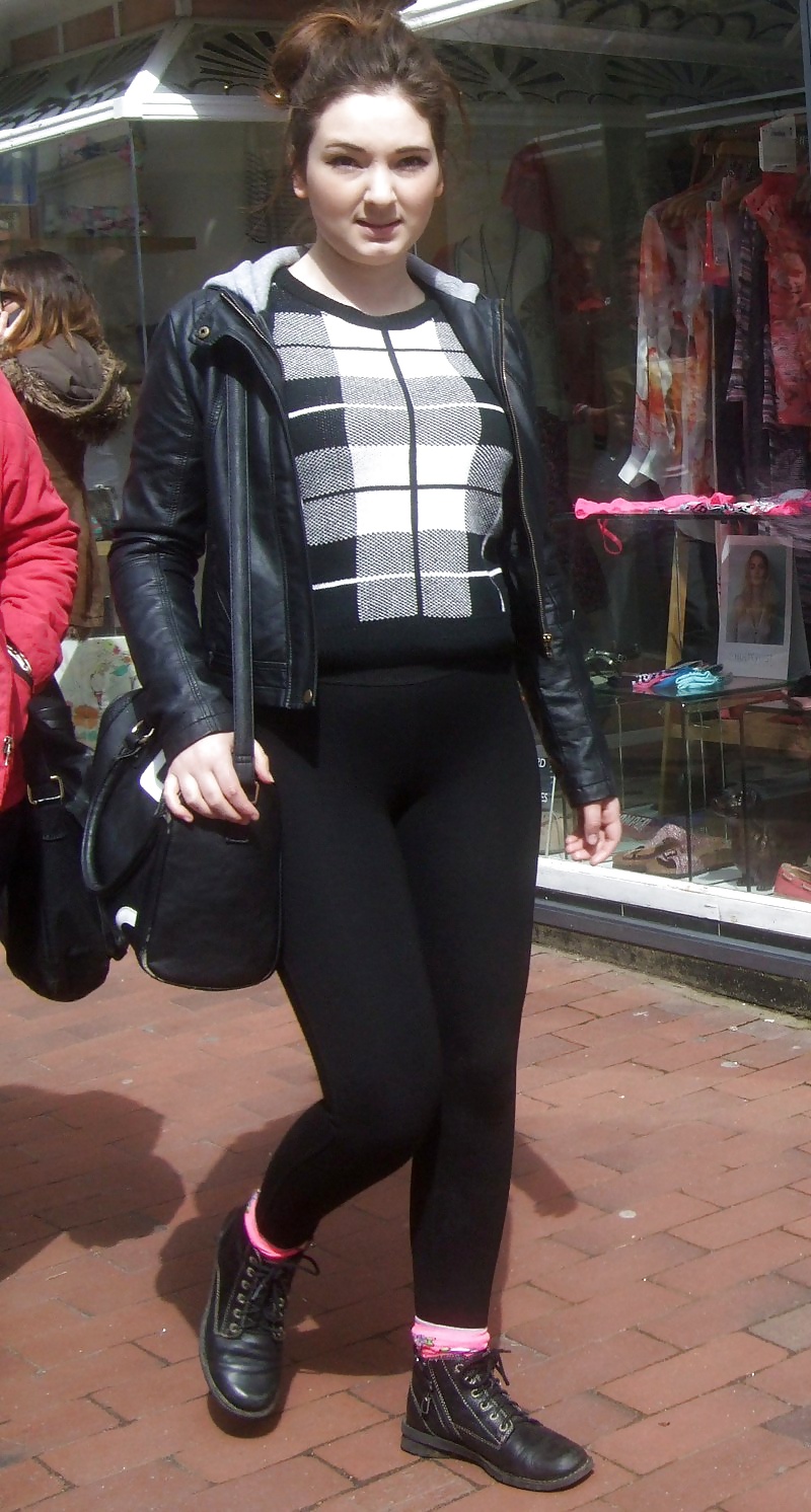British Leggings porn pictures