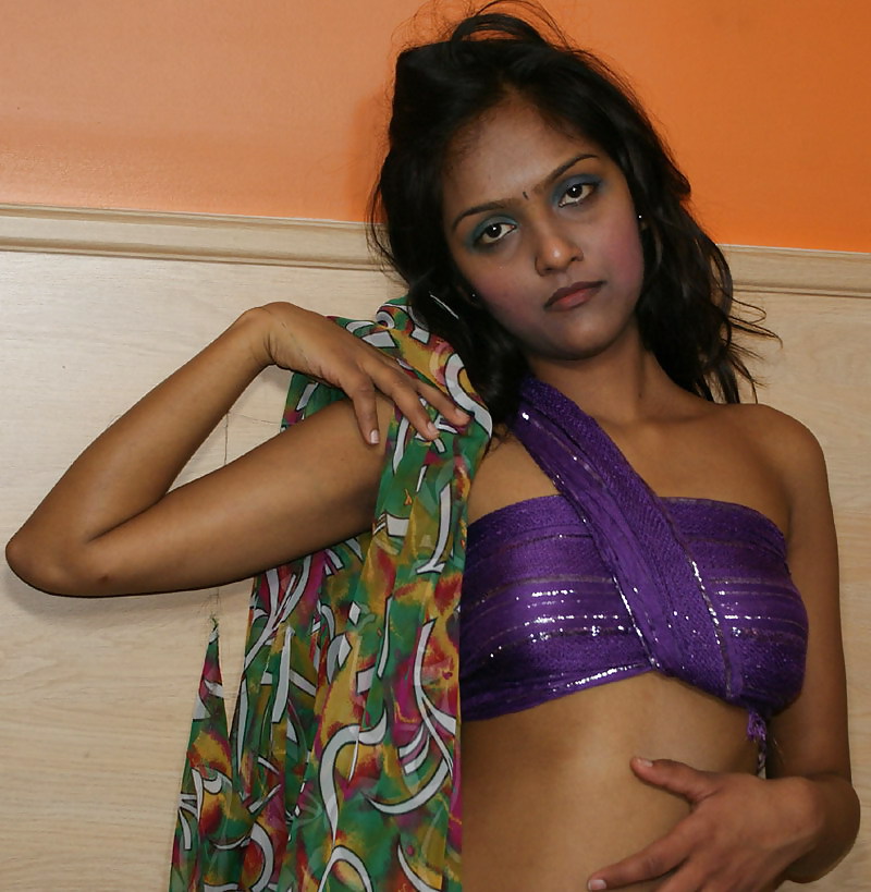 indian strip tease travelodge hotel porn pictures