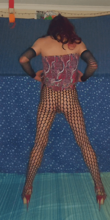 Fishnet pantyhose