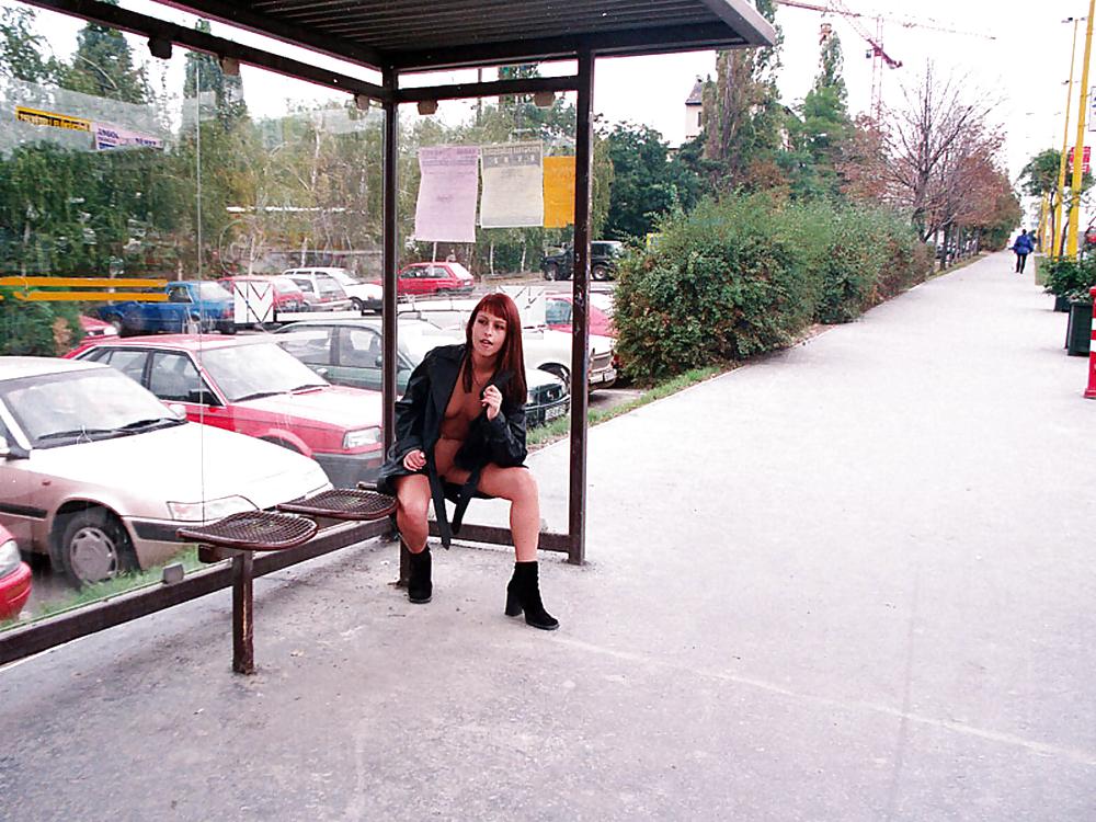 FLASHING IN PUBLIC - ORSY porn pictures