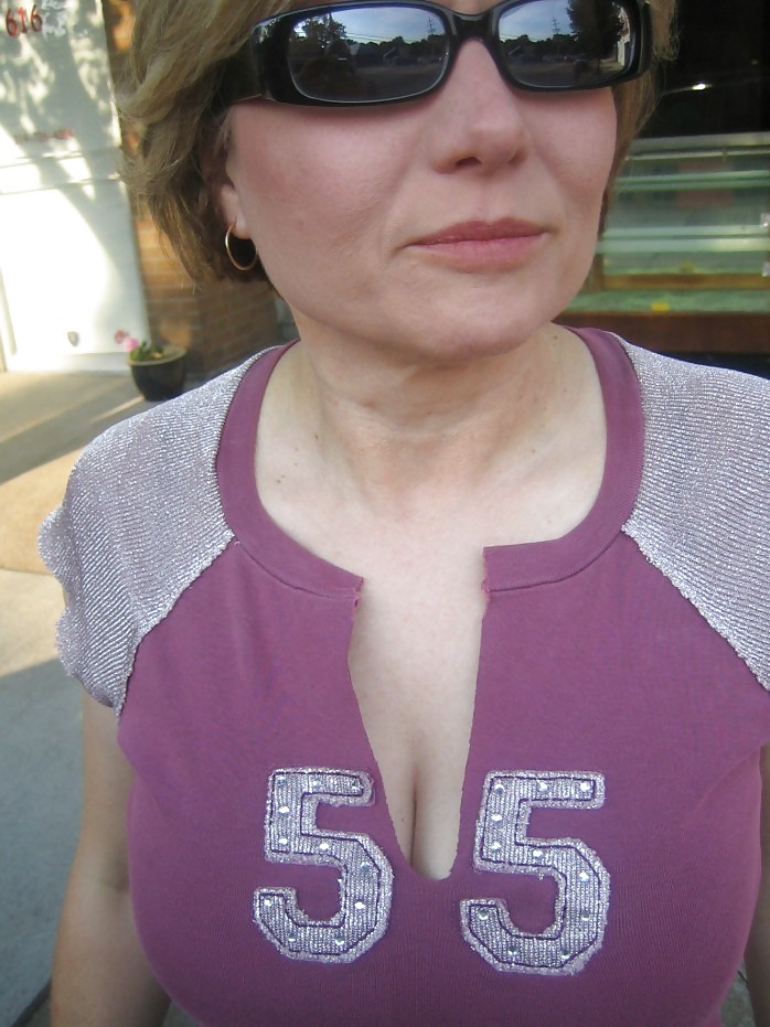 MarieRocks 50+ Outdoors and In Public porn pictures