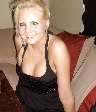 Danish teens-35-cleavage porn pictures