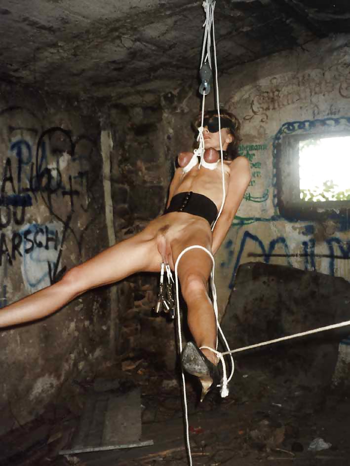 Amateur BDSM and bondage porn pictures